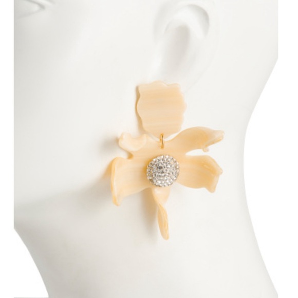 Lele Sadoughi Jewelry - LELE SADOUGHI
Crystal Lily Earrings bone color NWT